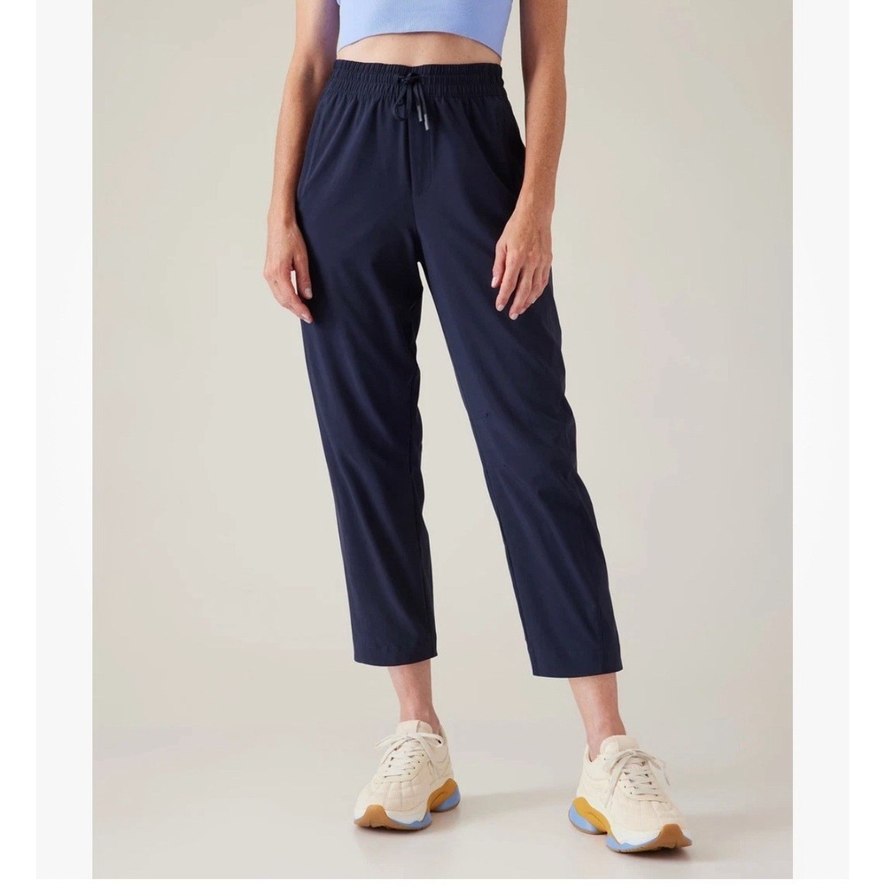 Athleta Women Arrival Pant Cropped Navy Blue Stretch Activewear Gym Size 24